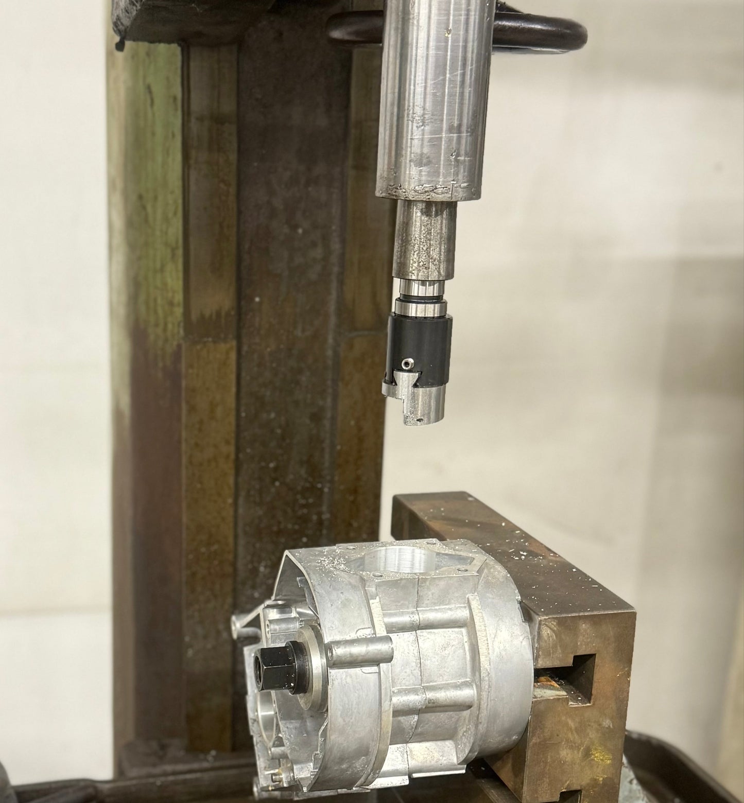 Simson Motorengehäuse aufspindeln / aufbohren